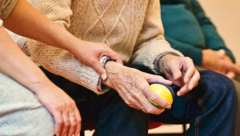 Finding the Right Senior Living Community for Your Needs