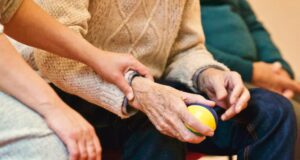 Finding the Right Senior Living Community for Your Needs