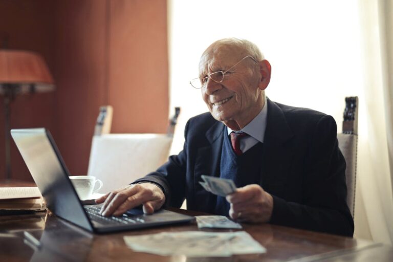 Smart Senior Financing Options for Retirement and Insurance